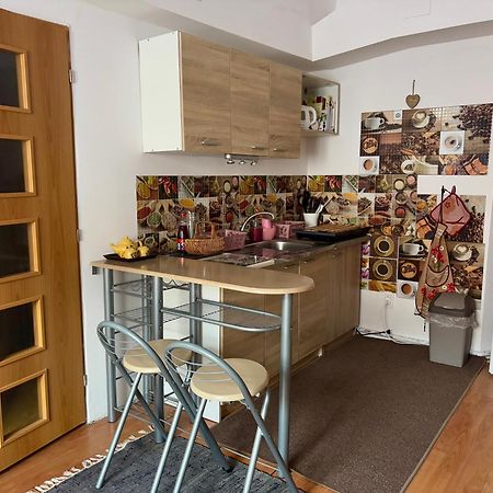 Apartment Ela Centre Košice Esterno foto